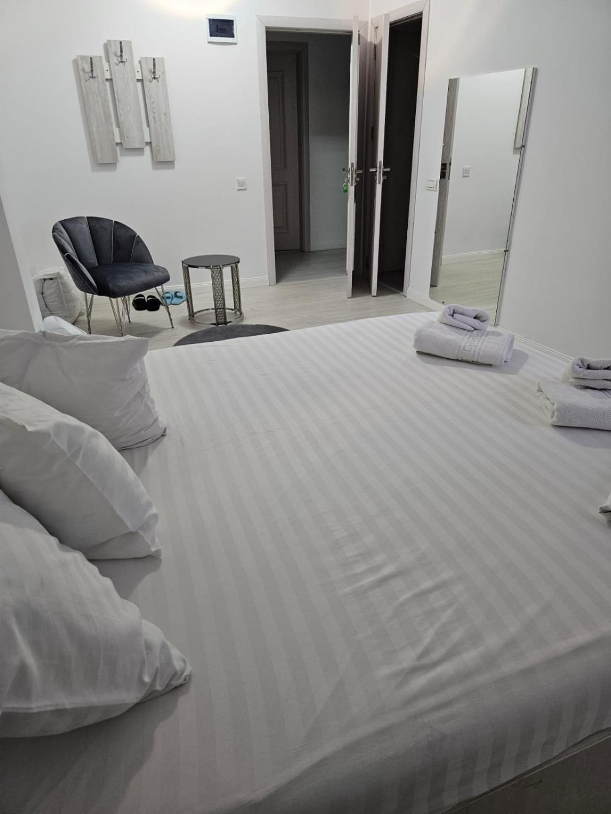 Perdemi Motel Galati  Ngoại thất bức ảnh